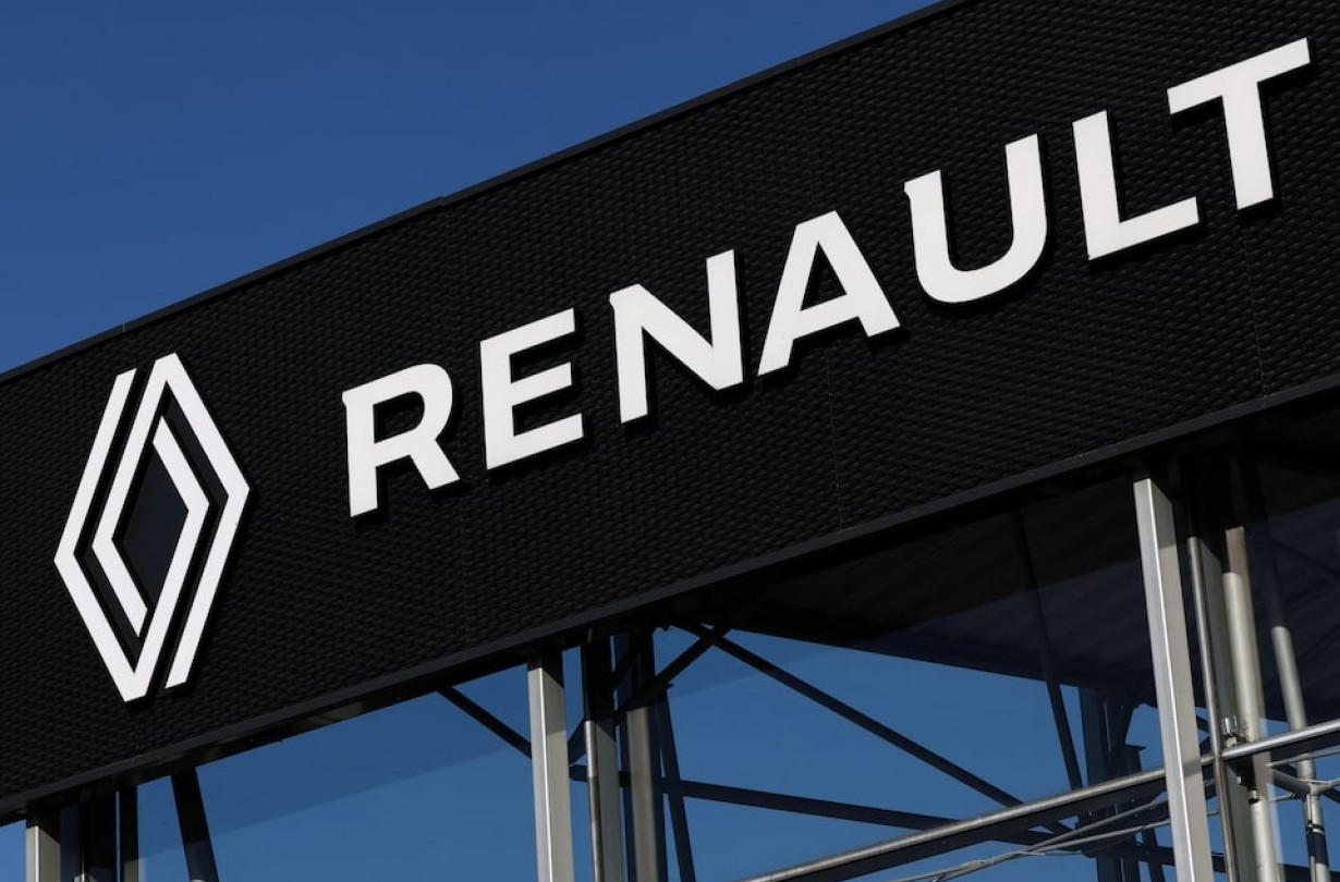 Η Renault φιλοδοξεί να γίνει η πρώτη ευρωπαϊκή αυτοκινητοβιομηχανία που θα ανακυκλώνει και μπαταρίες σε βιομηχανική κλίμακα Renault Logo