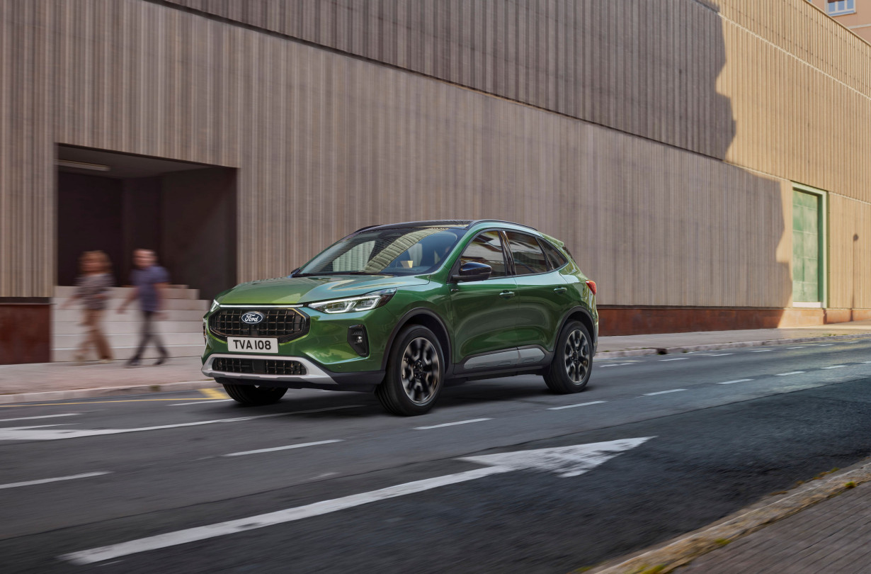 Στο νέο Ford Kuga PHEV ο βενζινοκινητήρας με χωρητικότητα 2,5 lt, o ηλεκτροκινητήρας, η γεννήτρια και η μπαταρία ιόντων λιθίου 14,4 των kWh αποδίδουν συνδυαστικά 243 PS Ford Kuga Ford Kuga