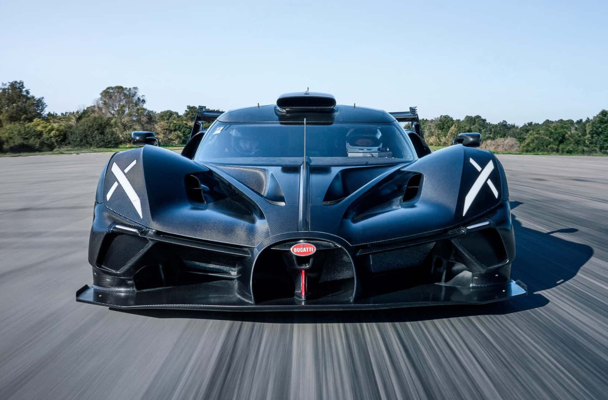 Η Bugatti Bolide παραγωγής θα είναι ταχύτερη από μονοθέσια της F1 σε πολλά σενάρια οδήγησης, αλλά υπάρχει ένα ξενέρωμα σχετικά με την τελική ταχύτητα. Bugatti Bolide