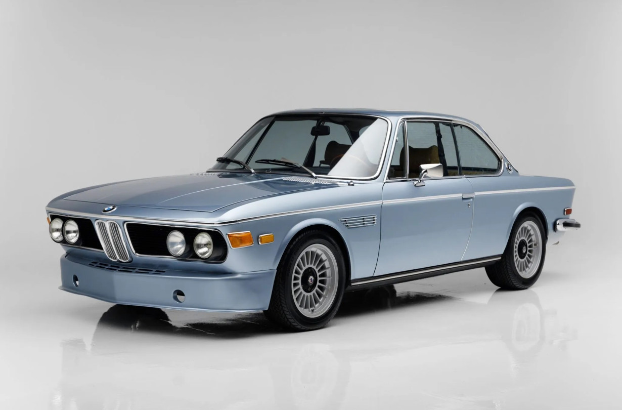 Η BMW 3.0 CS είναι ένα κλασικό αυτοκίνητο που αποπνέει αρχοντιά και μεγαλείο. BMW 3.0 CS