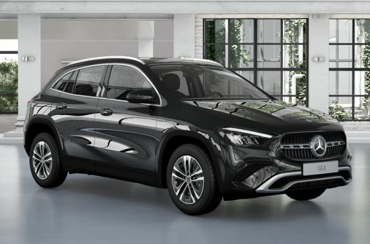 Όσον αφορά την τιμή, η Mercedes-Benz GLA 180 Style ξεκινά από τις €44.500, με την GLA 250e Style να κοστίζει €53.800 Mercedes-Benz GLA