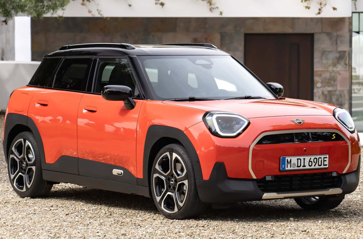 Μοδάτο, με αστικό προσανατολισμό, αλλά και 400+ km αυτονομίας. Mini Aceman