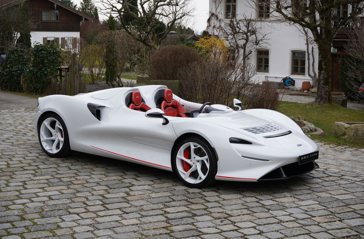 McLaren Elva