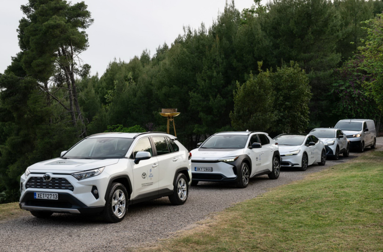 Η Toyota επίσημος συνεργάτης μετακίνησης της Ελληνικής Ολυμπιακής Λαμπαδηδρομίας «Παρίσι 2024» Toyota