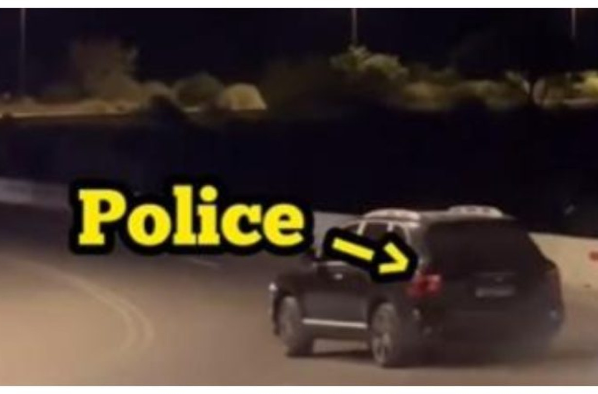 Μοντέλα επιδόσεων χωρίς διακριτικά καιροφυλακτούν για να τιμωρήσουν τους παραβάτες. Porsche Cayenne