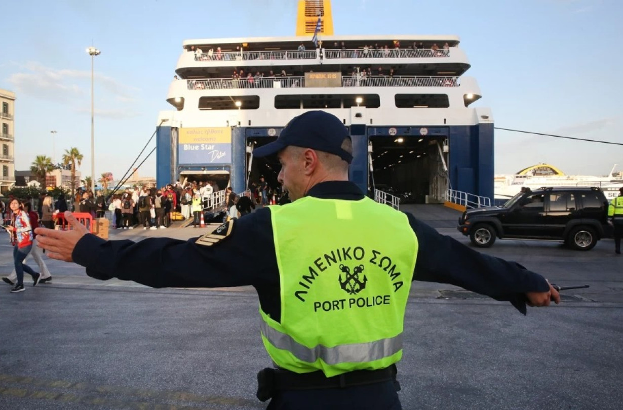 Οι διακοπές με ηλεκτρικό αυτοκίνητο σε νησί είναι εφικτές, απαιτούν όμως προσεκτικό προγραμματισμό EV in ship-rules