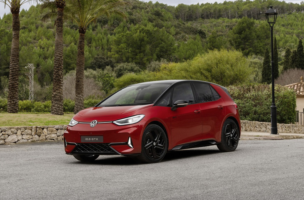 Το ID.3 GTX αποτελεί την πιο δυναμική έκδοση του ID.3, με ηλεκτρομοτέρ 286 PS που στέλνει τη ροπή των 545 Nm στον πίσω άξονα. VW ID.3 GTX