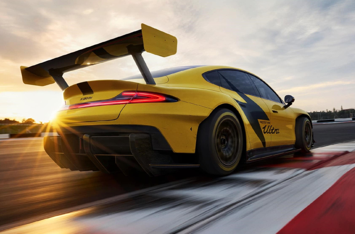 Η Xiaomi έχει δίκιο: Τέτοιες επιδόσεις θέλουν και τις κατάλληλες δεξιότητες από πλευράς οδηγού. SU7 Ultra