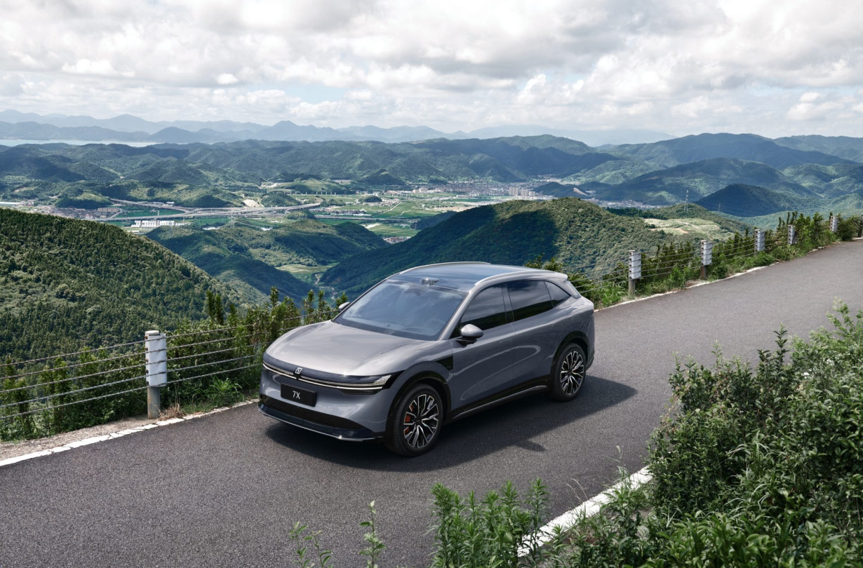 Το Zeekr 7X που στην ισχυρότερη έκδοσή του αποδίδει 646 ίππους θα κάνει πρεμιέρα στην Ευρώπη μέσα στο 2025 Zeekr 7X