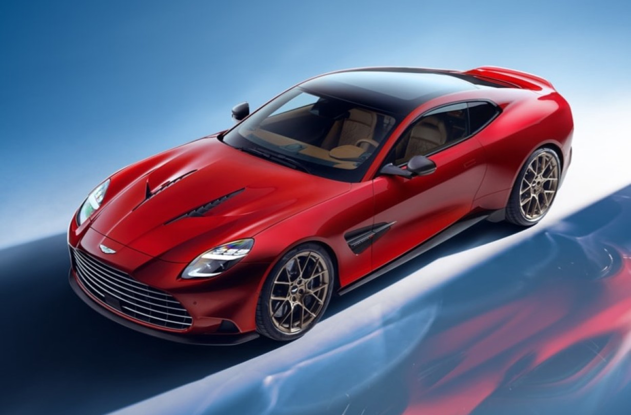 Η Aston Martin Vanquish υπόσχεται να επαναπροσδιορίσει τι εστί «αυτοκίνητο τουρισμού». Aston Martin Vanquish