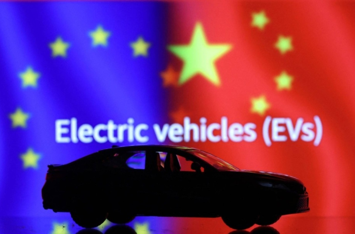 Ευρώπη και Κίνα εξετάζουν τη λύση του καθορισμού ελάχιστης τιμής προκειμένου να αποφευχθούν οι πρόσθετοι δασμοί στα εκ Κίνας ηλεκτρικά αυτοκίνητα China vs Europe