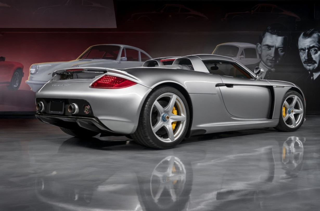 Η Porsche Βόρειας Αμερικής δείχνει τι θα πει να σέβεσαι τους αγοραστές σου και να μην αφήνεις τίποτα στην τύχη. Carrera GT