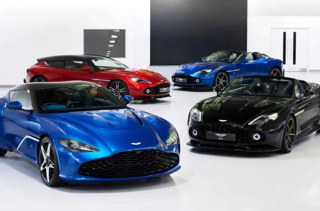 Αν νομίζεις ότι μία Aston Martin Zagato αρκεί για να κοσμήσει κάθε απαιτητικό γκαράζ, φαντάσου τι αντίκτυπο προκαλούν τέσσερις μαζί. Aston Martin