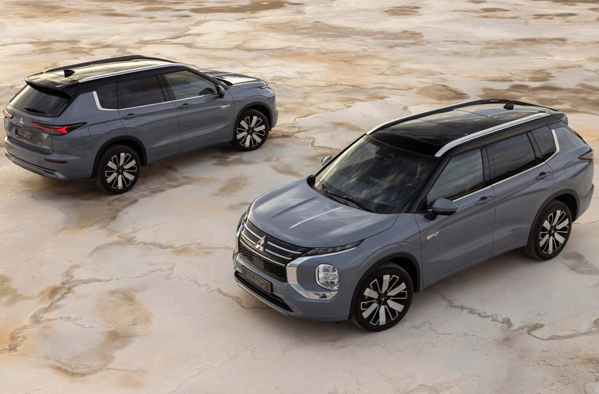 Κάποτε έσκιζε στις πανευρωπαϊκές PHEV πωλήσεις. Τώρα, με 300+ ίππους και μεγάλη EV αυτονομία, θα ξαναπαλέψει να πάρει πίσω τα σκήπτρα. Mitsubishi Outlander