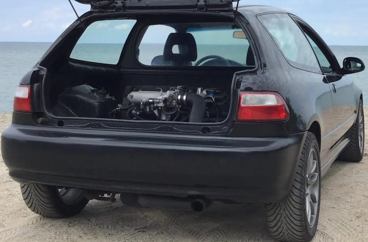 Η Honda δεν τόλμησε να παρουσιάσει μια αντίστοιχη έκδοση παραγωγής. Ευτυχώς υπάρχει κι ο μαγικός κόσμος της βελτίωσης. Honda Civic