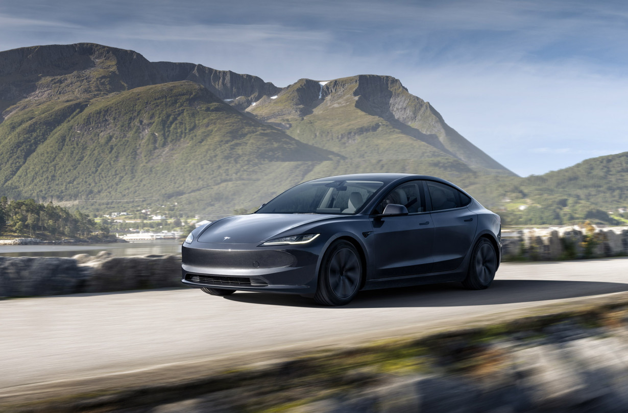 Tesla Model 3 Long Range