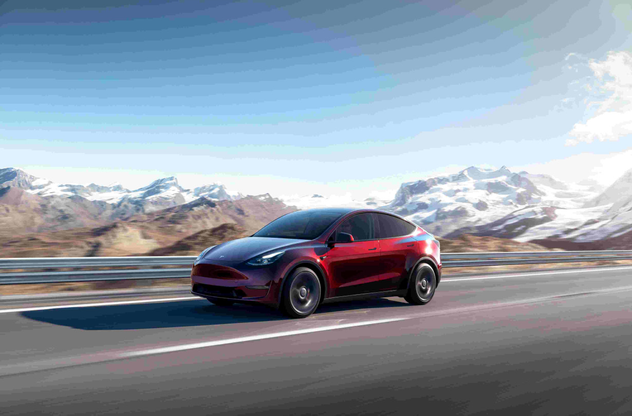 Το εφταθέσιο Tesla Model Y είναι διαθέσιμο στην ελληνική αγορά στην τιμή των €51.990 Tesla Model Y 7 Seater
