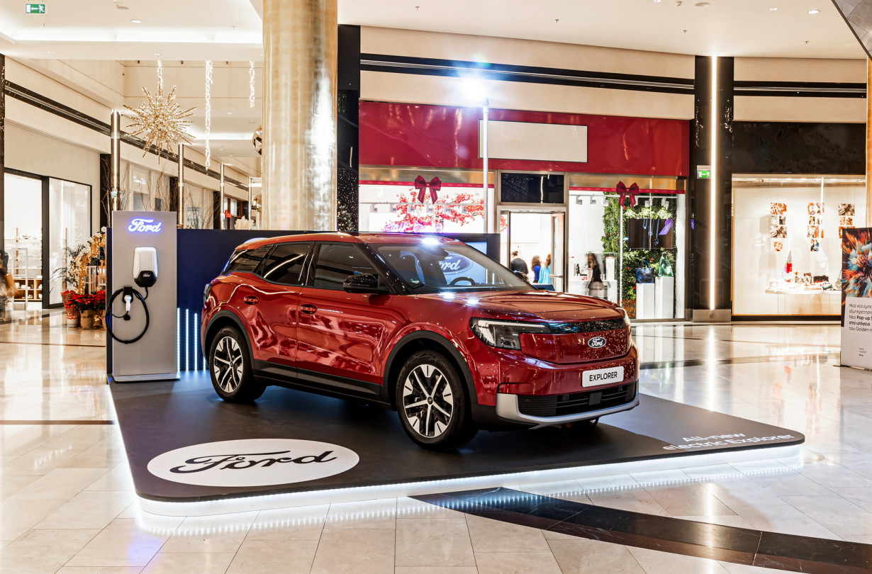 Το Ford Explorer σε περιμένει στο Golden Hall για μια μοναδική εμπειρία οδήγησης Ford Explorer