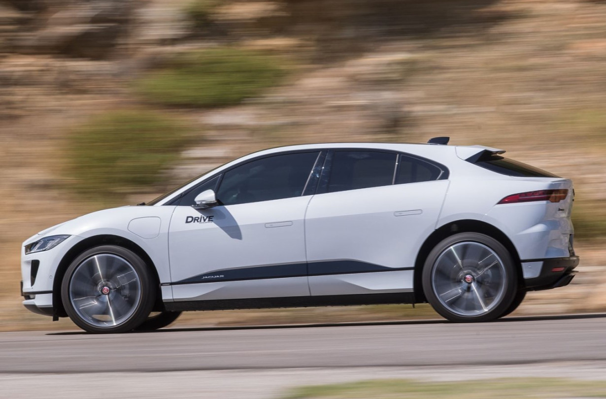 Μια, δυο, τρεις, ε φέρτην πίσω να ησυχάσουμε. I-Pace