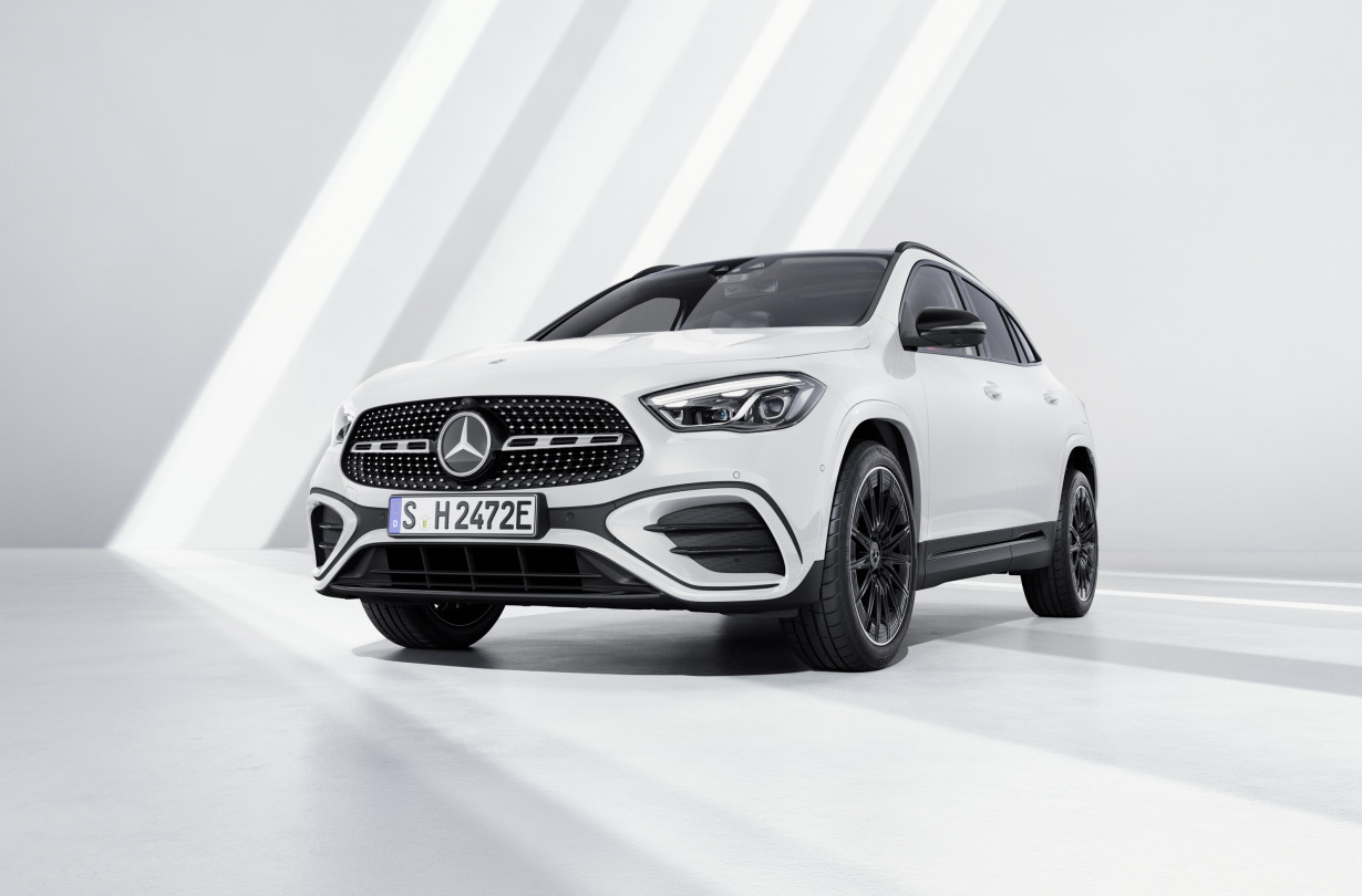 H Mercedes-Benz GLA 250e είναι διαθέσιμη για παραγγελία με λιανική τιμή προ φόρων κάτω από τις €40.000, εξασφαλίζοντας μηδενικό φόρο χρήσης για τους εταιρικούς χρήστες Mercedes-Benz GLA 250e