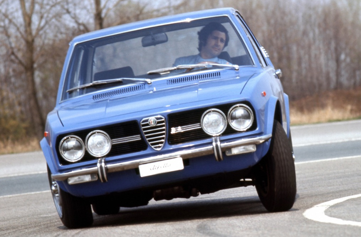 Aν κι εφόσον εγκριθεί το πρότζεκτ Alfa Romeo Alfetta, το αυτοκίνητο θα πατά στην πλατφόρμα STLA Small της Stellantis Alfa Romeo Alfetta