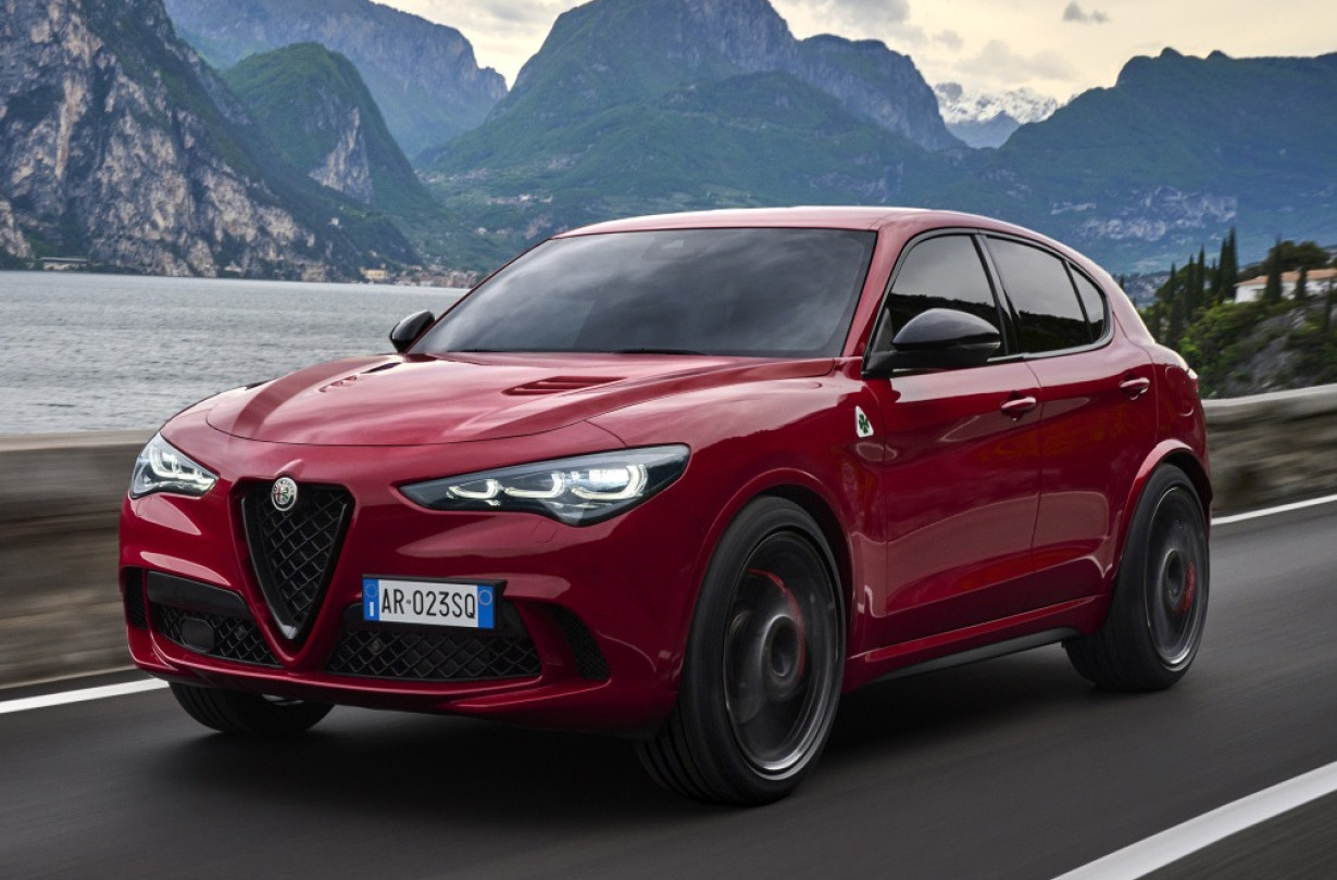 Mέσα στο 2025, η Alfa Romeo θα παρουσιάσει την ολοκαίνουργια Stelvio, την φρεσκαρισμένη Tonale, αλλά και την τετρακίνητη Junior Alfa Romeo Stelvio