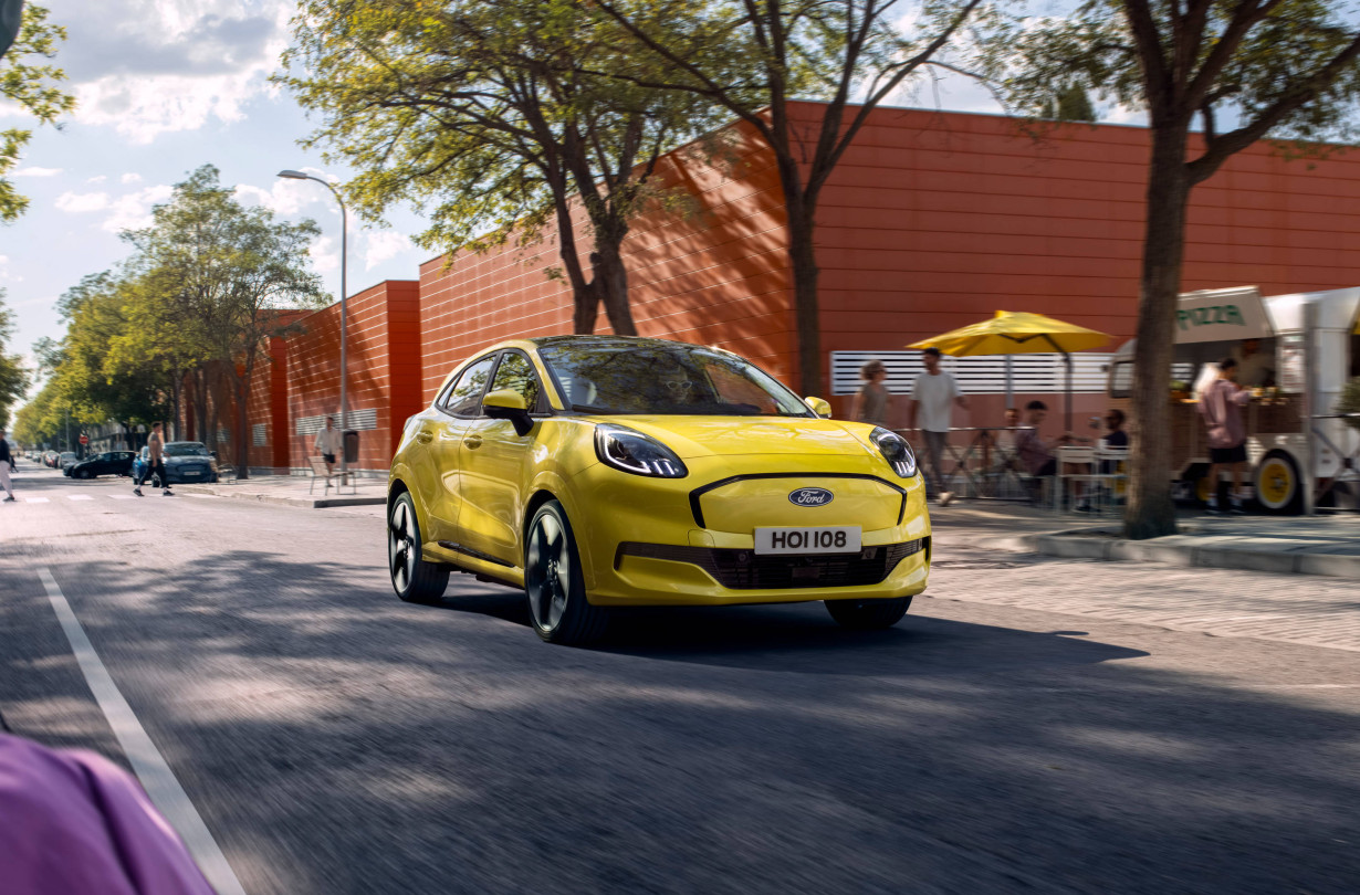 Το Ford Puma Gen-E κάνει την ηλεκτροκίνηση πιο προσιτή από ποτέ για το Μπλε Οβάλ, συνδυάζοντας προηγμένη τεχνολογία κι εντυπωσιακή αυτονομία. Ford Puma Gen-E
