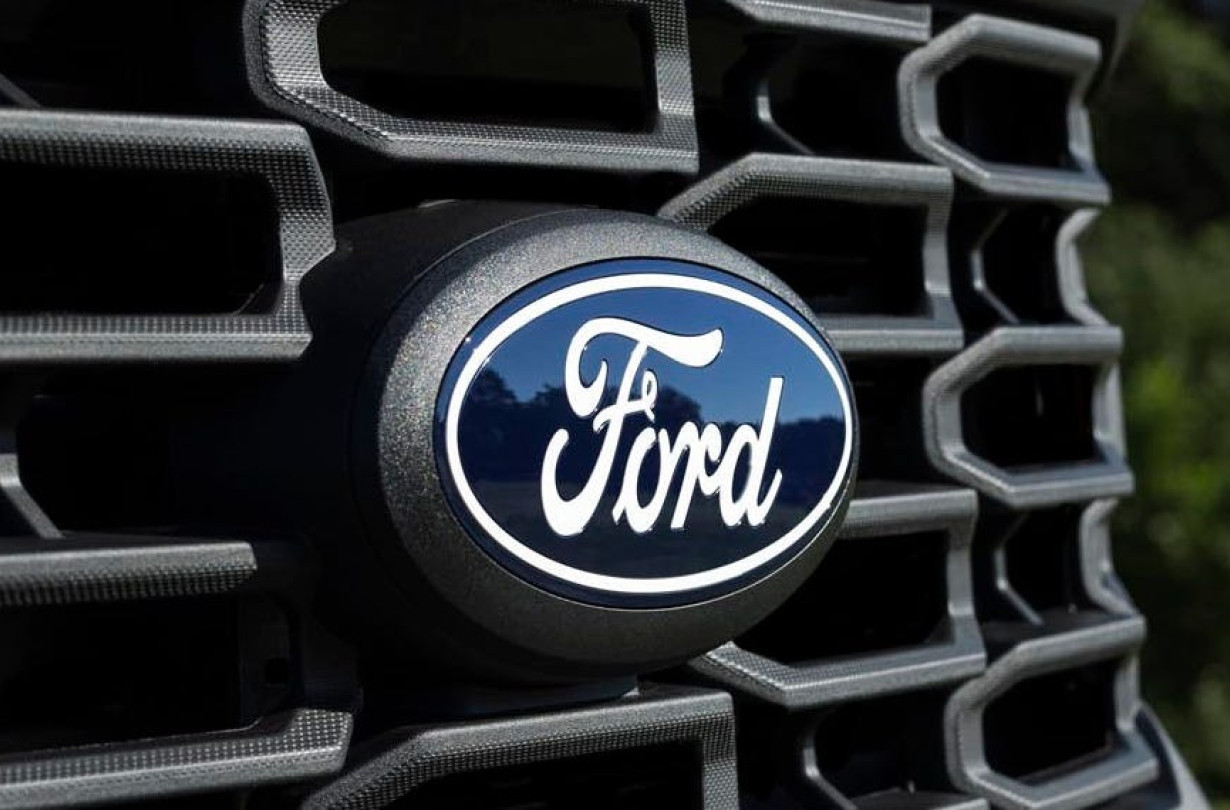 Το επερχόμενο B-SUV της Ford αναμένεται να αποκαλυφθεί το 2025 με μια ευρεία γκάμα επιλογών ως προς τα κινητήρια σύνολα Ford Logo