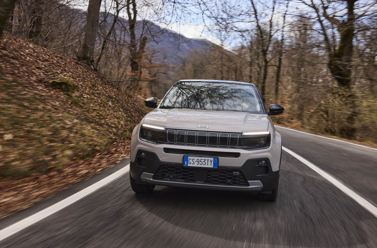 Το πρόγραμμα ισχύει για όλα τα μοντέλα της Jeep, περιλαμβανομένων των Avenger, Renegade, Compass, Wrangler και Grand Cherokee, ανεξαρτήτως συστήματος κίνησης. Jeep Avenger