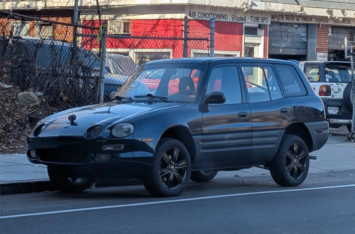 Όπου δεν τολμά η κατασκευάστρια εταιρεία, οι ευφάνταστοι κάτοχοι βρίσκουν λύσεις. Toyota Celica