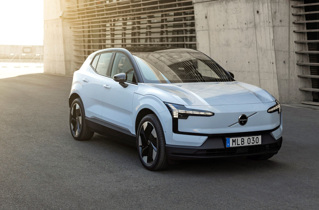 Το 2024 η Volvo πούλησε 2.240 αυτοκίνητα, εκ των οποίων τα 1.818 ήταν 100% ηλεκτρικά και PHEV Volvo EX30