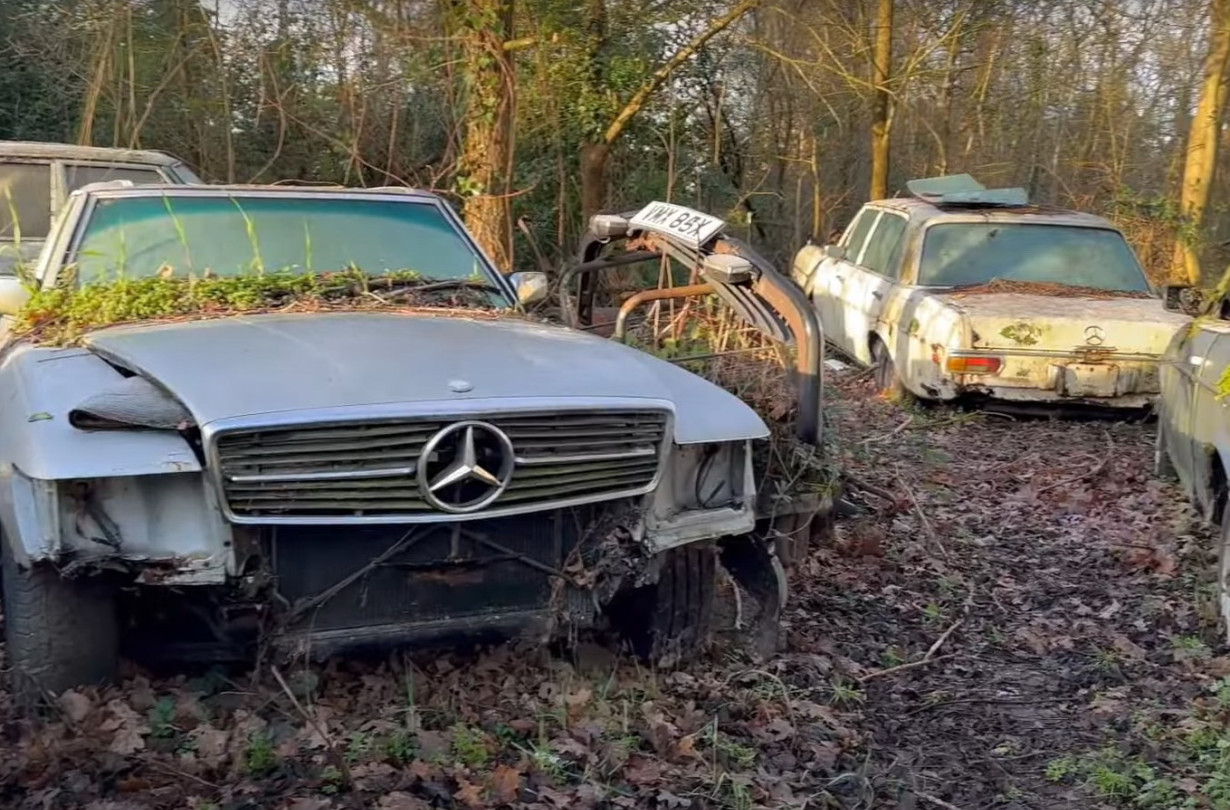 Διάφορες Mercedes-Βenz έδωσαν το παρών στο συγκεκριμένο χωράφι… Μπερλίνες, κουπέ, καμπριολέ, στέισον, λιμουζίνες… Mercedes-Βenz