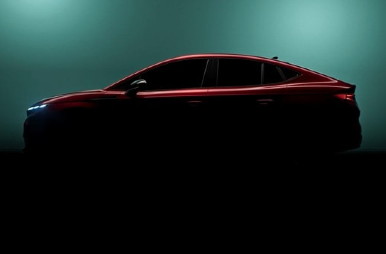 Tόσο το ανανεωμένο Škoda Enyaq όσο και το Enyaq Coupé πρόκειται να ακολουθήσουν την σχεδιαστική φιλοσοφία Modern Solid Škoda Enyaq Teaser