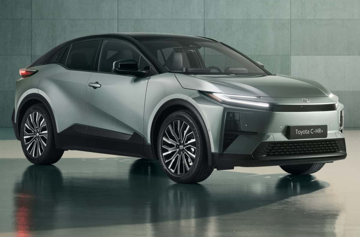 Toyota C-HR+