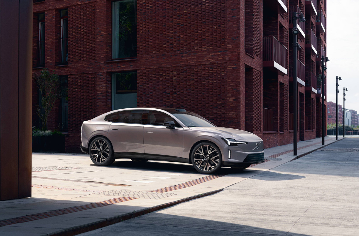 Volvo ES90