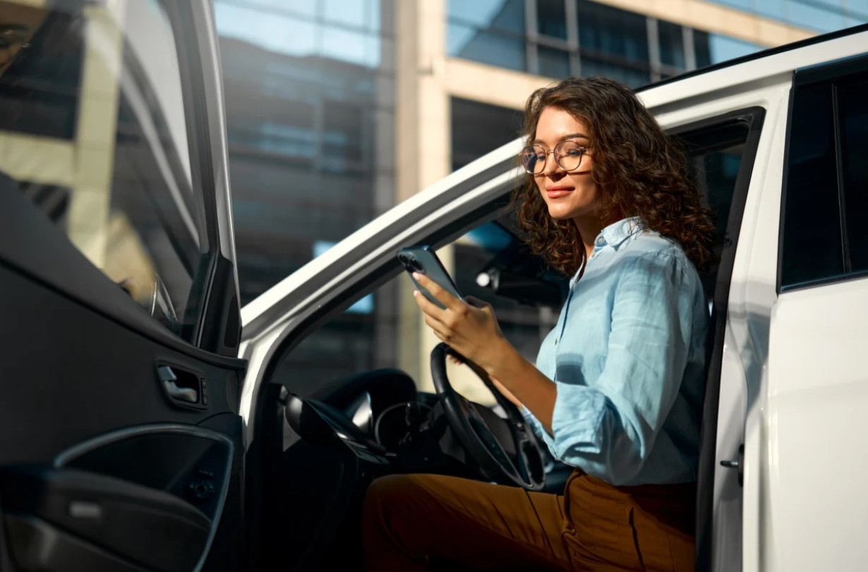 Ψηφιακό ευρωπαϊκό δίπλωμα οδήγησης, τροποποιημένες εξετάσεις, αξιολόγηση της ικανότητας οδήγησης… Δείτε όλες τις αλλαγές αυτής της μεγάλης μεταρρύθμισης. Δίπλωμα οδήγησης