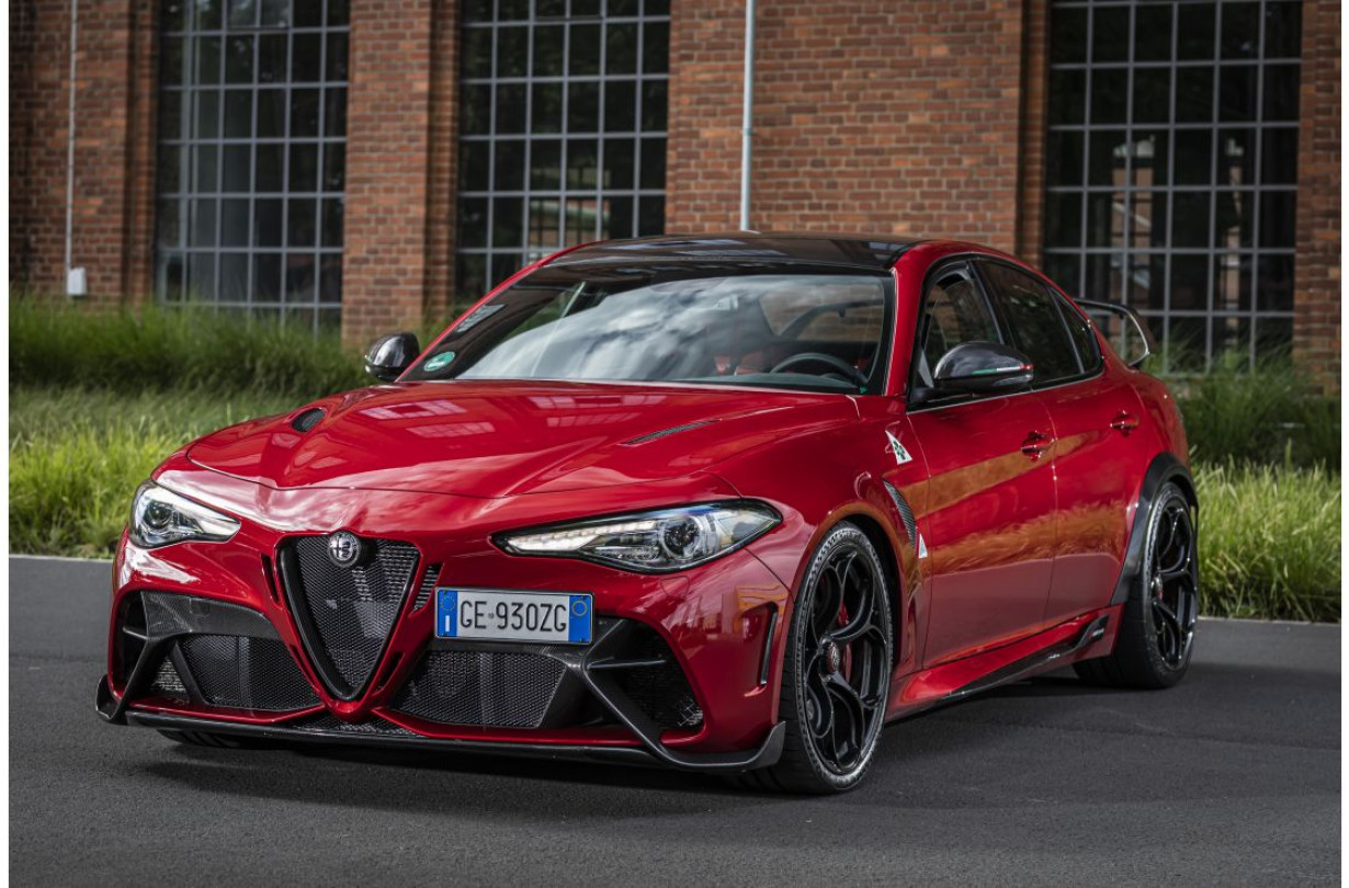 Alfa Romeo Stelvio και Giulia θα φορούν το ίδιο μοτέρ με την Dodge Charger. Alfa Romeo