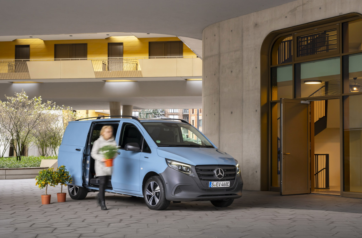 Με μέγιστη ισχύ φόρτισης σε DC, 110 kW, το Mercedes-Benz eVito μπορεί να φορτιστεί από 10% σε 80% μέσα σε 40 λεπτά. Mercedes-Benz eVito