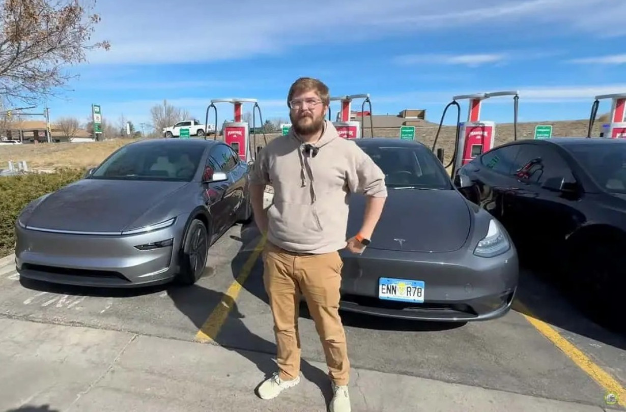 Η Tesla ισχυρίζεται ότι το νέο μοντέλο είναι έως και 10% πιο αποδοτικό σε θέμα διαχείρισης της ενέργειας. Model Y