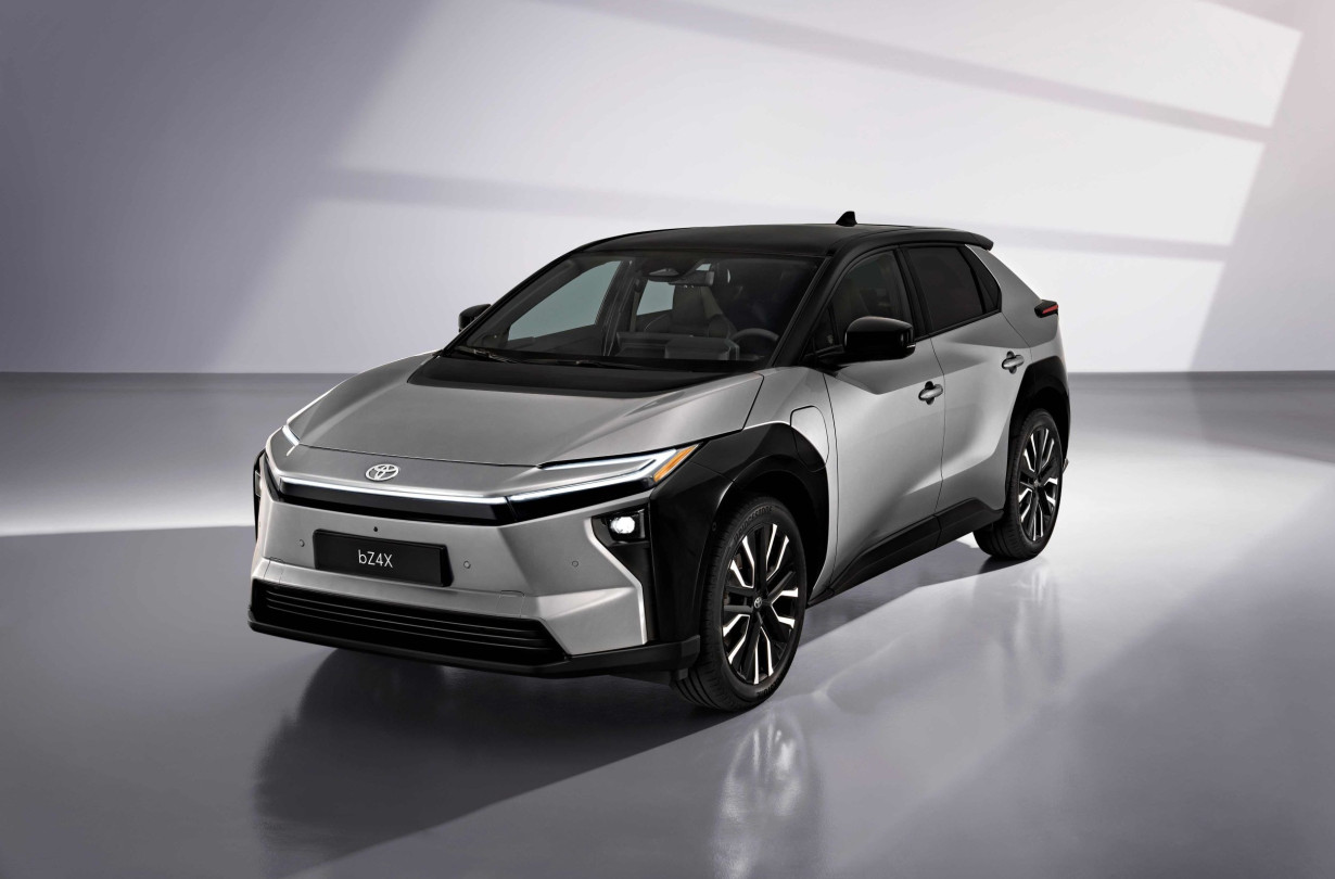 Το ανανεωμένο Toyota bZ4X αναμένεται να είναι διαθέσιμο για παραγγελίες στη χώρα μας από τον Απρίλιο του 2025 Toyota bZ4x