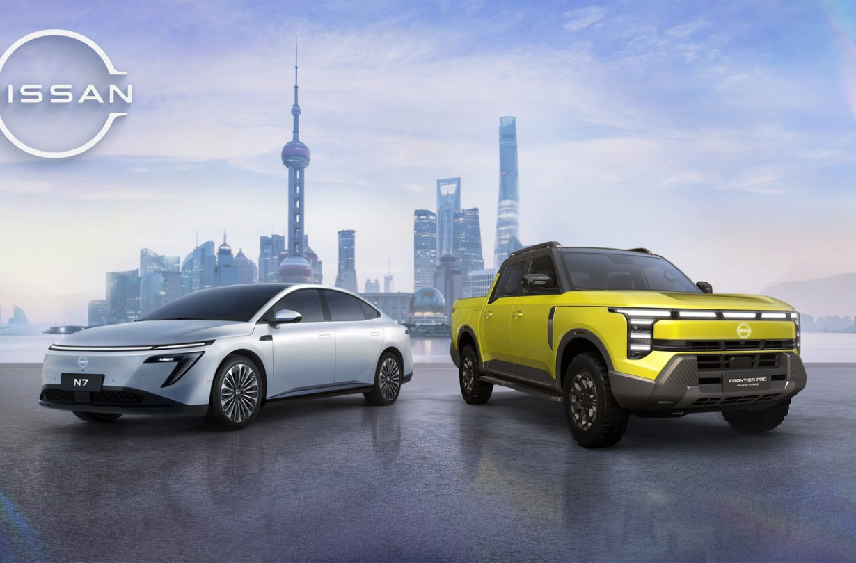 Η Nissan παρουσίασε στο Auto Shanghai 2025 δύο νέα μοντέλα που σηματοδοτούν τη νέα εποχή της μάρκας στην κινεζική αγορά. Το ολοκαίνουργιο Frontier Pro plug-in hybrid, το πρώτο επαναφορτιζόμενο υβριδικό pick-up της εταιρείας και το Dongfeng Nissan N7, μια 100% ηλεκτρική μπερλίνα. Nissan