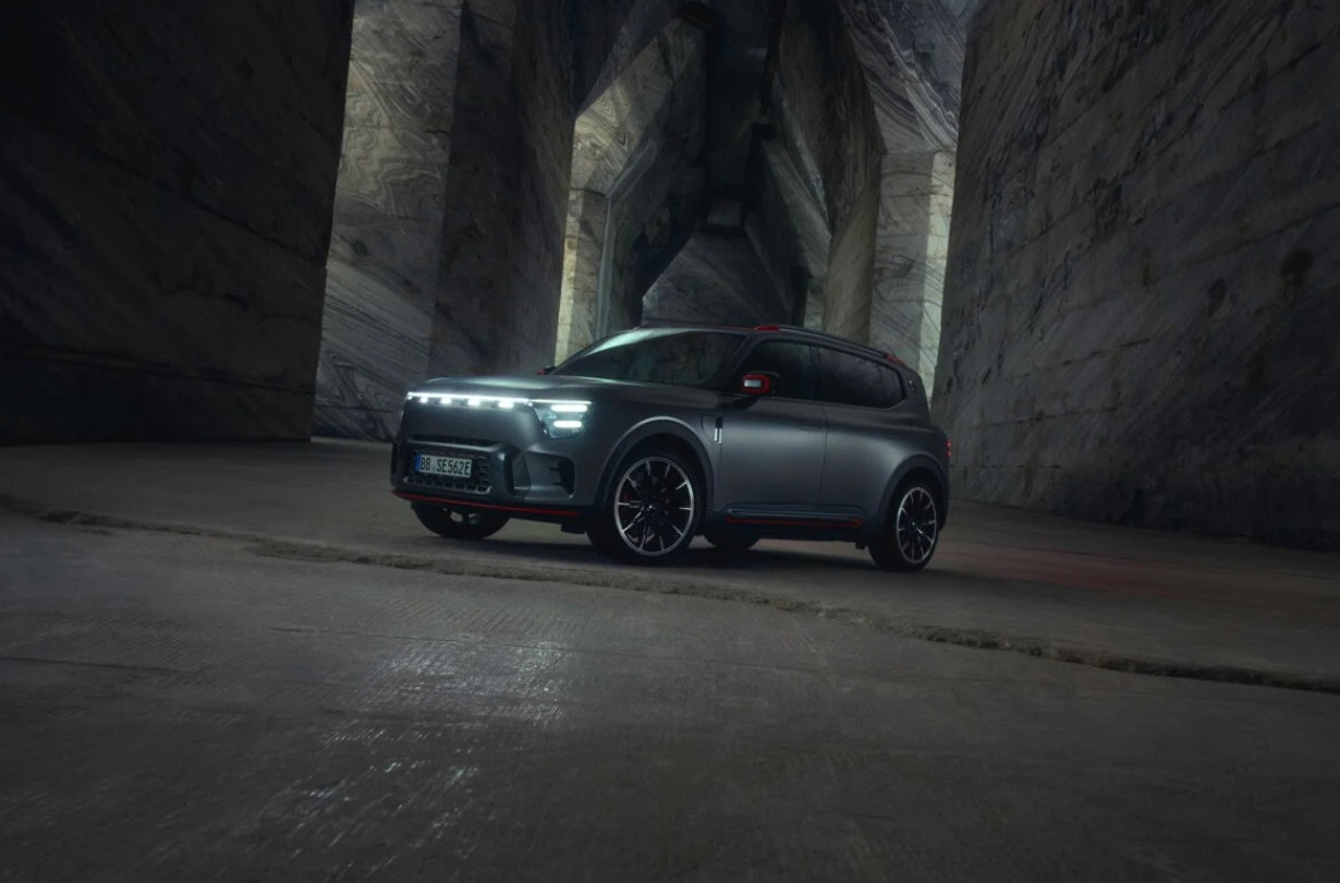 Βασισμένο πάνω στην 800βολτη πλατφόρμα της Geely, SEA2, στο smart #5 Brabus μια μπαταρία 100 kWh θα ταΐζει τα 637 άλογά του. Smart #5 Brabus