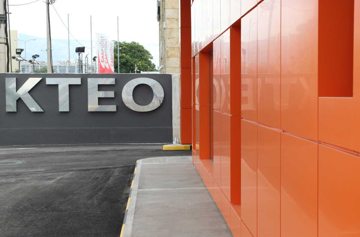 Δεδομένου ότι σήμερα πολλοί Έλληνες αλλά και Ευρωπαίοι οδηγούν αυτοκίνητα άνω των 10 ετών, το μέτρο αναμένεται να είναι αντιδημοφιλές. Τεχνικός έλεγχος