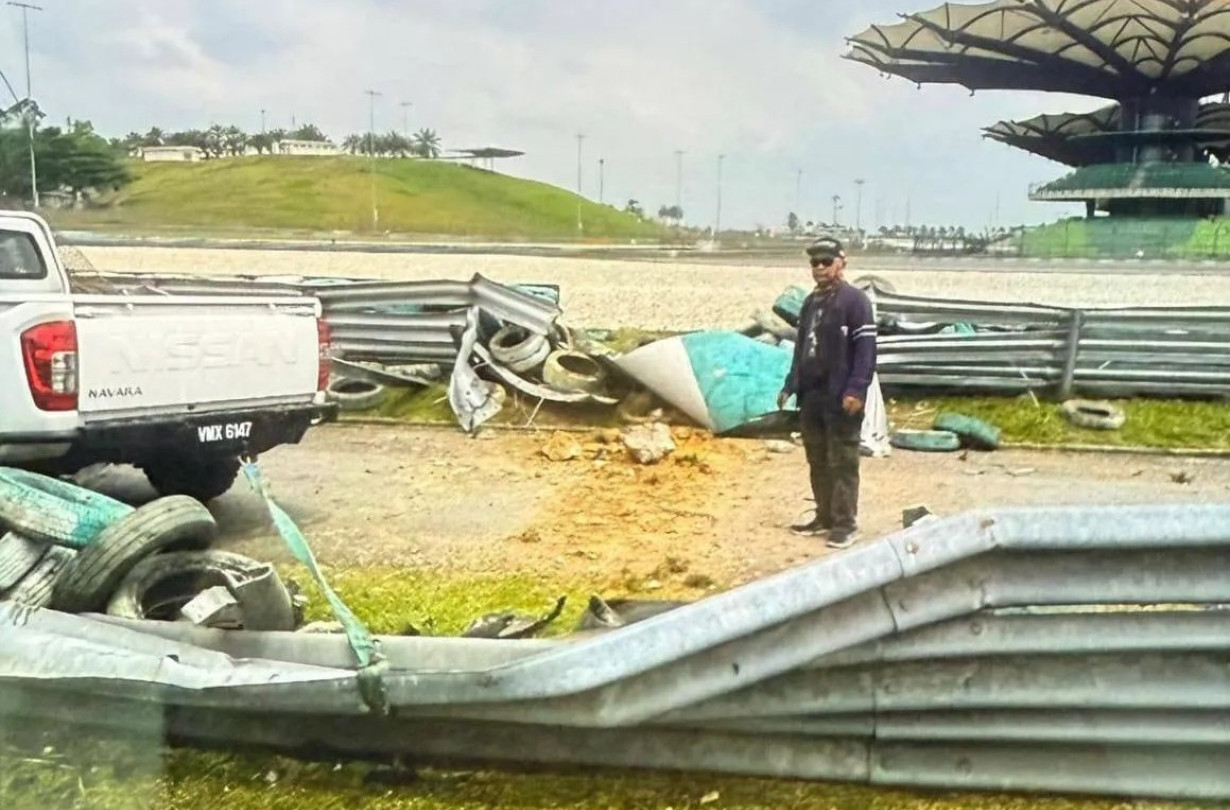 Φρικιαστικό, να ανακαλύπτεις ότι δεν έχεις φρένα, τη στιγμή που το κοντέρ σου σημαδεύει τα 229 km/h. Και έρχεται στροφή... Mercedes-AMG GT