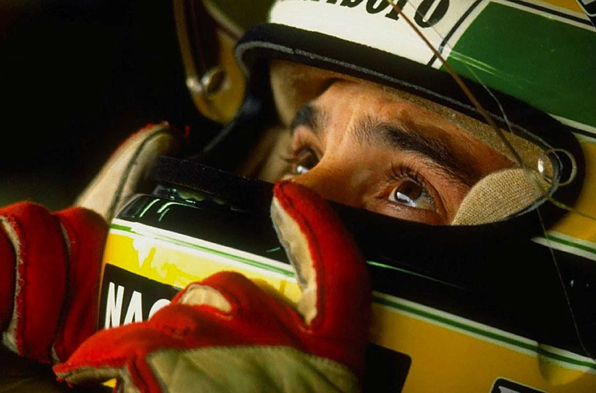 O θάνατος του Ayrton Senna δεν τερμάτισε το μύθο του. Αντίθετα, τον οδήγησε στην αθανασία Ayrton Senna