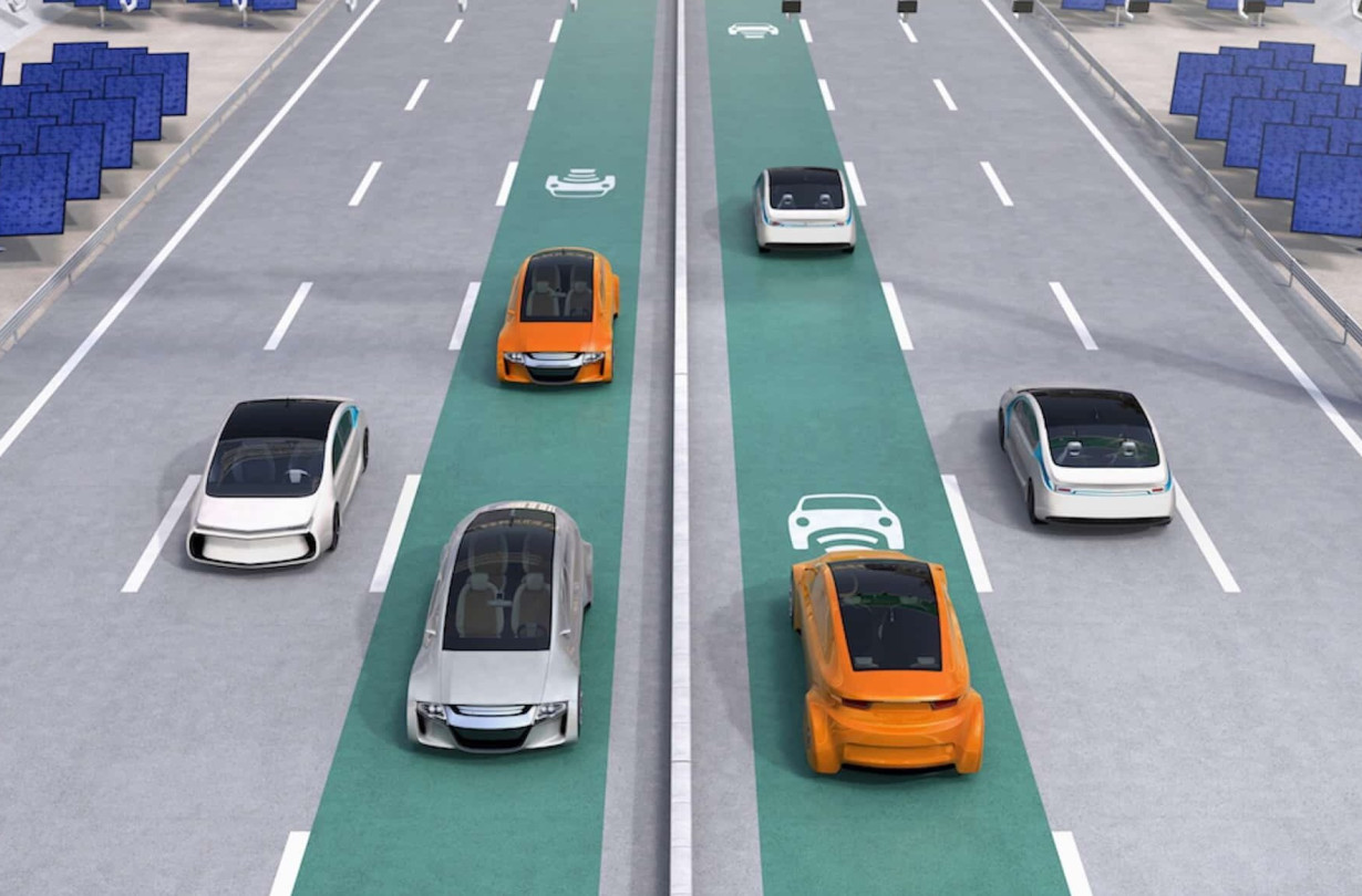 Η δυνατότητα φόρτισης κατά την οδήγηση θα μπορούσε να δώσει λύση σε ένα από τα μεγαλύτερα προβλήματα των EV: Την περιορισμένη αυτονομία σε μεγάλα ταξίδια. Γερμανία