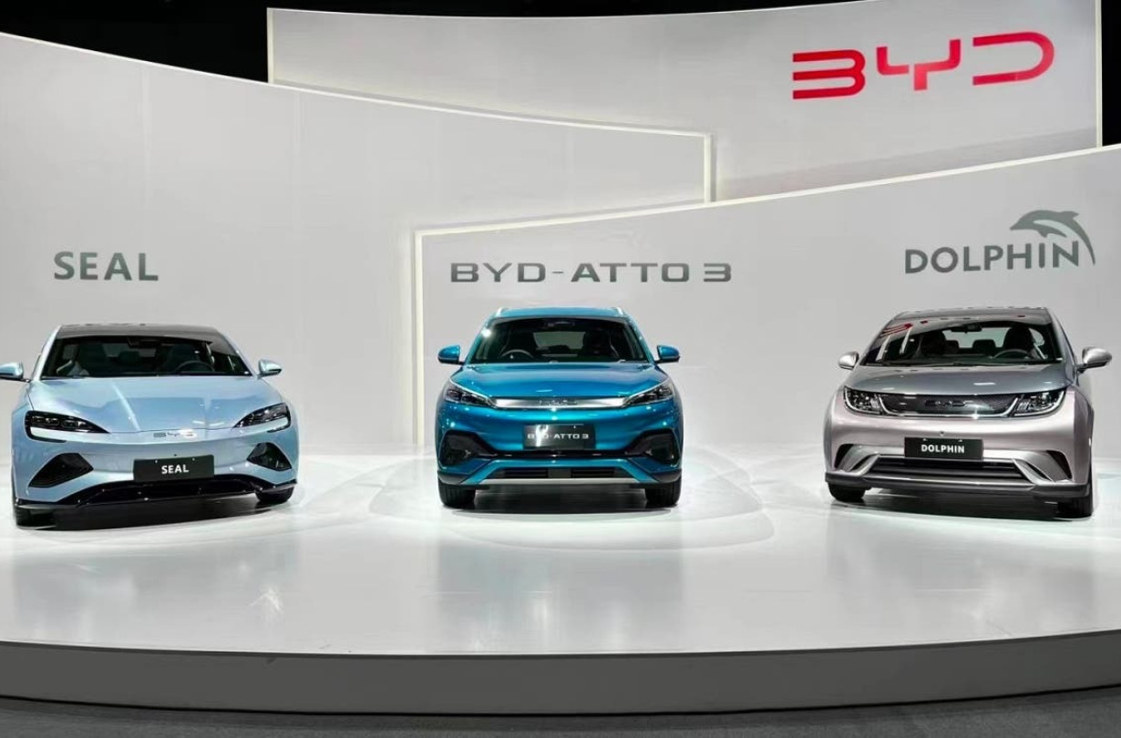 Η BYD όχι μόνο θα συνεχίσει να επενδύει στην ηλεκτροκίνηση αλλά είναι έτοιμη να κάνει το επόμενο βήμα που σχετίζεται με την νοημοσύνη των αυτοκινήτων BYD Seal-Atto 3-Dolphin