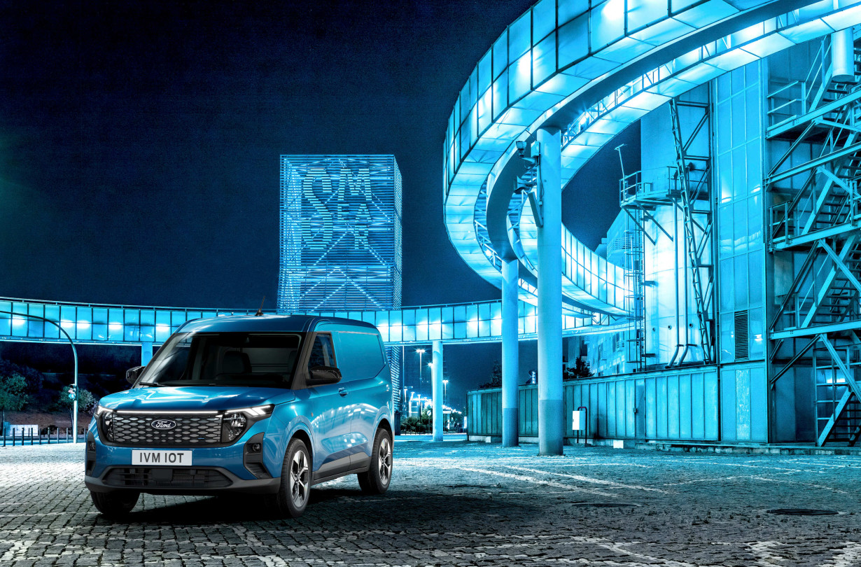 Ford E-Transit Courier