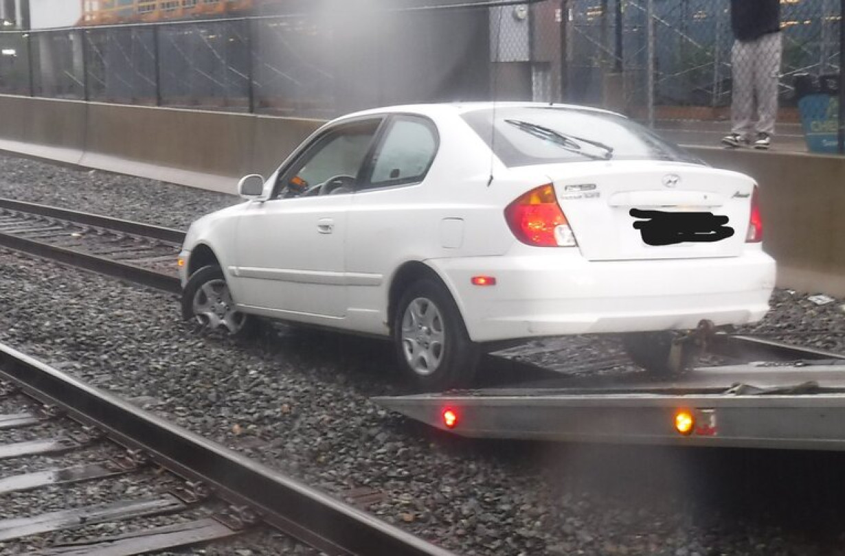 Tο Waze είναι μια δημοφιλής εφαρμογή πλοήγησης που βασίζεται σε δεδομένα από χρήστες σε πραγματικό χρόνο, αλλά δεν είναι πάντα αλάνθαστη Waze