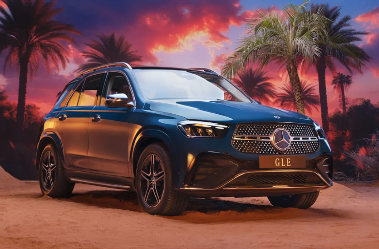 Στην περίπτωση της Mercedes-Benz GLA το όφελος της έκδοσης Iconic φτάνει τις €6.000 Mercedes-Benz GLΕ Iconic